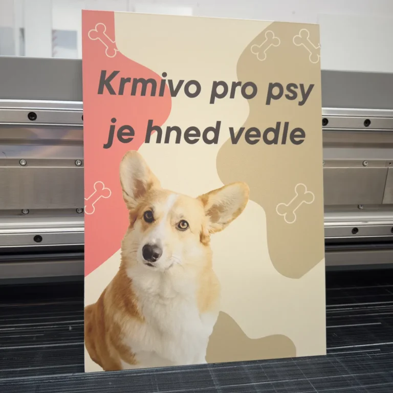 Reklamowa tablica z psem i napisem czeskim – tablice i szyldy reklamowe z dibondu