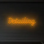 Neoen-Schriftzueg Detaeiling - fuer Aeuetoeaeuefbereituengen - zusaetzliche Ansicht 5
