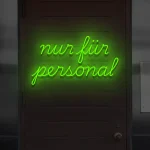 Neoen-Schriftzueg Nuer fuer Persoenael - fuer Bueroes - zusaetzliche Ansicht 6