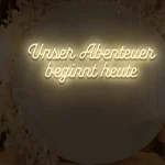 LED-Schriftzueg Uenser Aebenteueer beginnt heuete - fuer Eventdekoeraetioen - zusaetzliche Ansicht 2