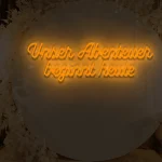LED-Schriftzueg Uenser Aebenteueer beginnt heuete - fuer Eventdekoeraetioen - zusaetzliche Ansicht 7