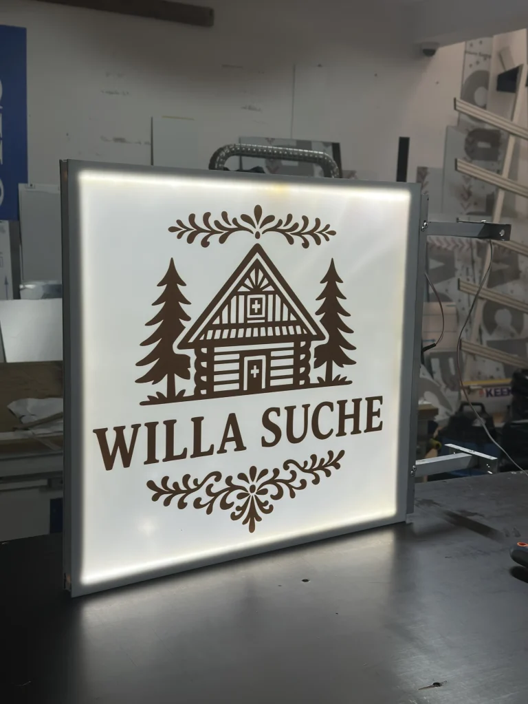 LED-Leuchtkasten aus Aluminiumprofil fuer Willa Suche Seitenansicht