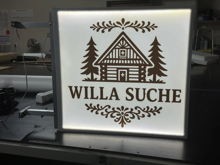 LED-Leuchtkasten aus Aluminiumprofil fuer Willa Suche