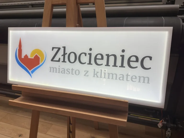LED-Leuchtkasten aus Aluminiumprofil fuer Zlocieniec miasto z klimatem