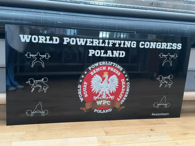 Dibond Werbeschild fuer Powerlifting Congress Poland