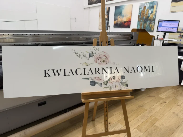 Dibond Werbeschild fuer Kwiaciarnia Naomi