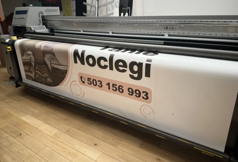 XXL-Banner aus beschichtetem PVC 450 g/m2 im Großformatdruck