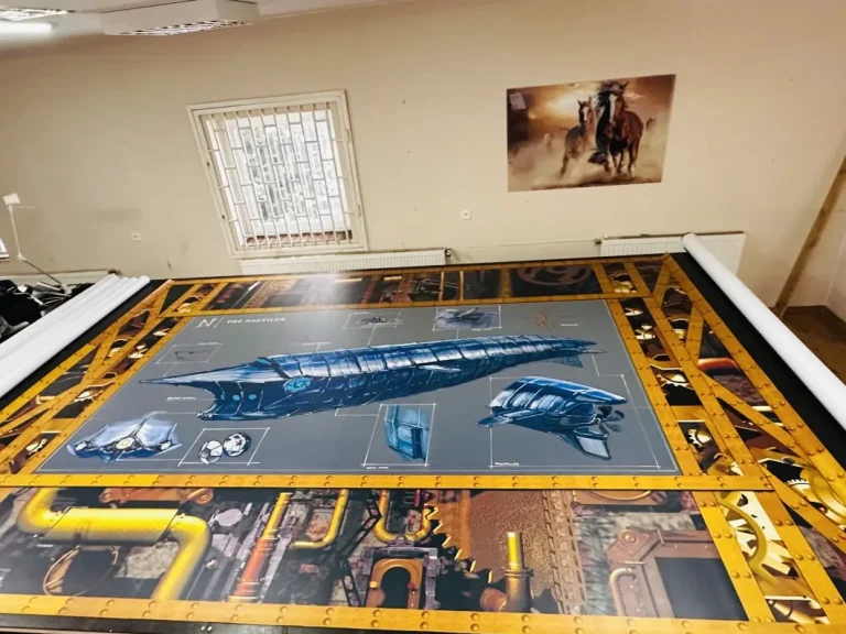 XXL-Banner aus PVC 450 g/m2 mit technischem Grafikdesign