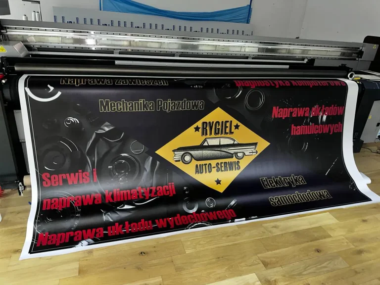 XXL-Banner aus PVC 450 g/m2 mit Karrieremotiv im Großformatdruck