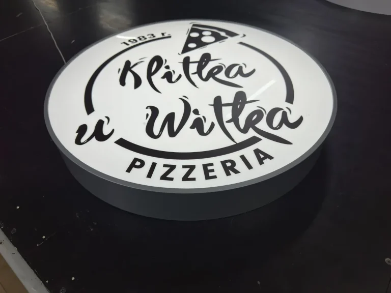 Runder Leuchtkasten für Pizzeria