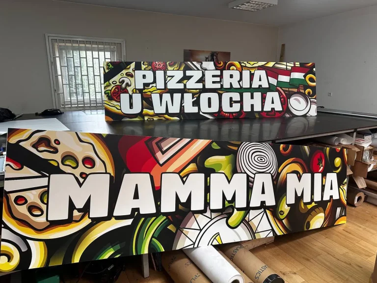 UV-Druck auf PVC für farbige Pizzeria-Schilder
