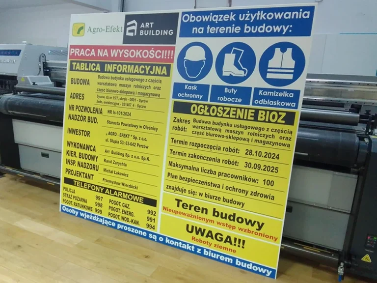 UV-Druck auf PVC für Bautafel und Sicherheitshinweise