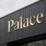Flache Buchstaben aus Dibond Gold Spiegel für Geschäftsfassade