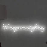 Led schriftzug Wimpernstyling weiss 1