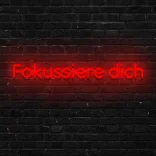 neon-schriftzug-fokussiere-dich-rot 1