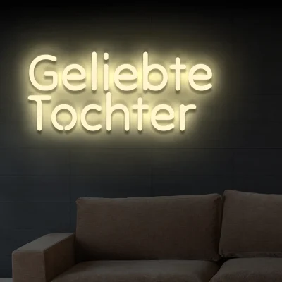 neon-schriftzug-geliebte-tochter-beige 1